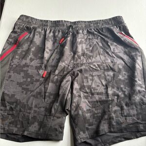 Spyder Active Black Camo Athletic Shorts XL